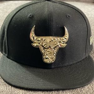 Black Chicago bulls hat